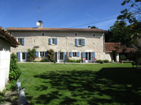 Maison à vendre à La Rochebeaucourt-et-Argentine, Dordogne - 480.000 € - photo 1