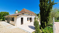 Maison à vendre à Le Pizou, Dordogne - 449.999 € - photo 1