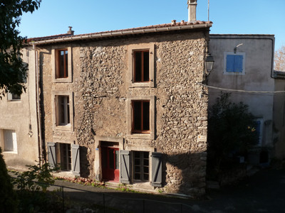 Maison à vendre à Beaufort, Hérault, Languedoc-Roussillon, avec Leggett Immobilier