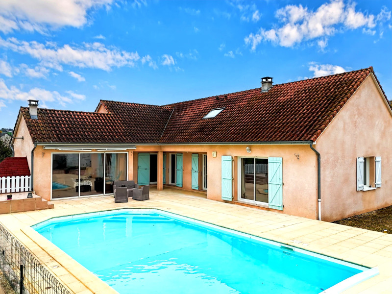French property for sale in Saint-Pantaléon-de-Larche, Corrèze - €345,000 - photo 9