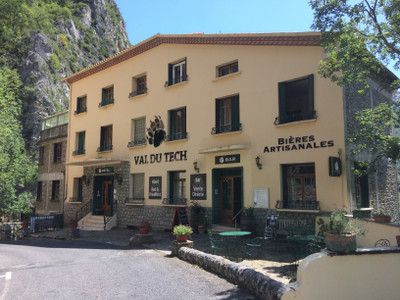 Commerce à vendre à Prats-de-Mollo-la-Preste, Pyrénées-Orientales, Languedoc-Roussillon, avec Leggett Immobilier