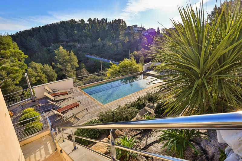House for sale in Hyères Var Hyères Fully renovated villa with