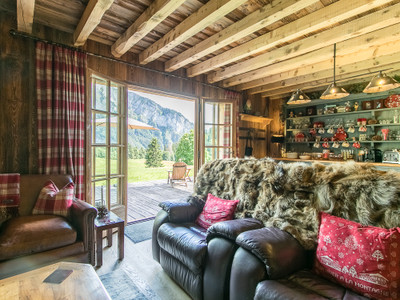 Luxury chalet in a secluded location above Samoens. Breathtaking views of the surrounding mountains & Mt Blanc