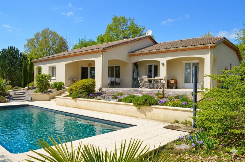 French property for sale in Beaupuy, Lot-et-Garonne - €439,000 - photo 0