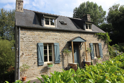 Maison à vendre à Maël-Pestivien, Côtes-d'Armor, Bretagne, avec Leggett Immobilier