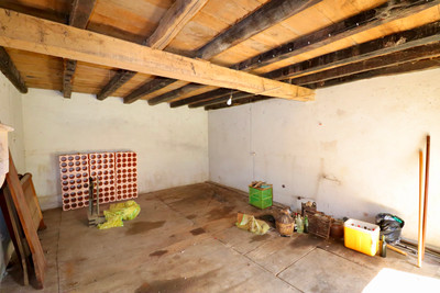 French property for sale in Écuras, Charente - €77,000 - photo 11