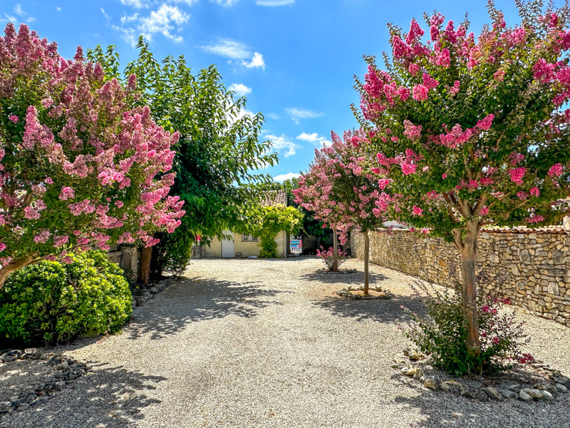 French property for sale in Migron, Charente-Maritime - €275,000 - photo 3