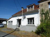 Maison à vendre à Lafat, Creuse - 66 600 € - photo 2