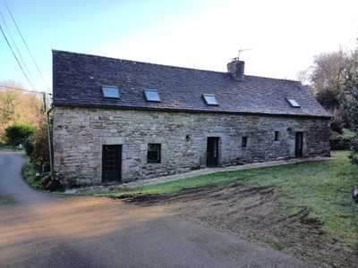 Maison à vendre à Berrien, Finistère, Bretagne, avec Leggett Immobilier