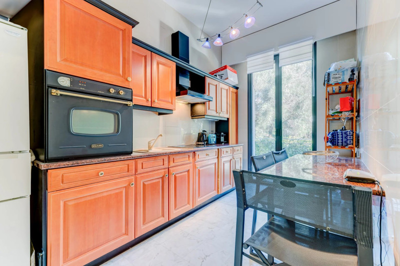 French property for sale in Nice, Alpes-Maritimes - €398,000 - photo 4