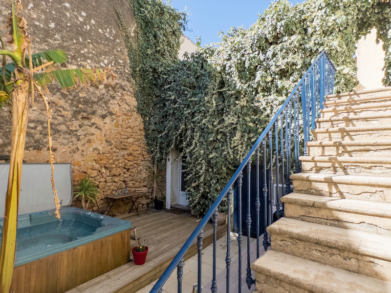 French property for sale in Magalas, Hérault - €275,000 - photo 1