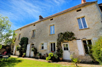Propriété à vendre à Argentan, Orne - 380 000 € - photo n°1