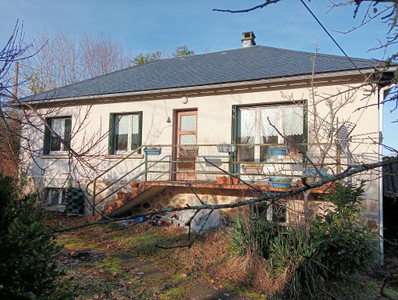 Maison à vendre à Marcillac-la-Croisille, Corrèze, Limousin, avec Leggett Immobilier