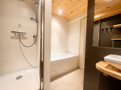 French property for sale in MERIBEL LES ALLUES, Savoie - €1,690,000 - photo 6
