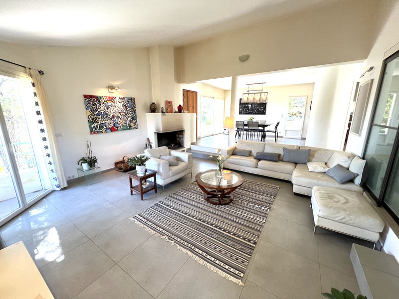 French property for sale in Cotignac, Var - €742,000 - photo 8