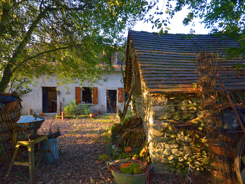 French property for sale in Bars, Dordogne - €88,900 - photo 5
