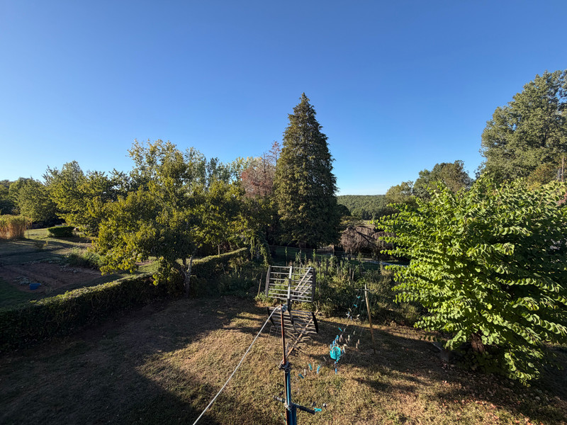 French property for sale in Hautefort, Dordogne - €162,000 - photo 2