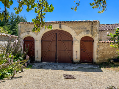 French property for sale in Salles-de-Villefagnan, Charente - €172,800 - photo 8