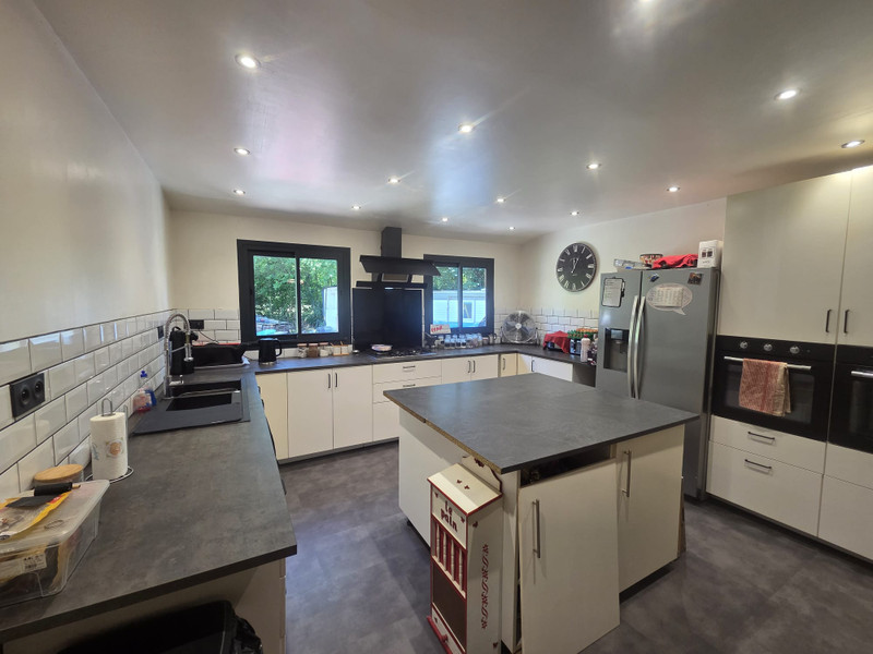 French property for sale in Armaillé, Maine-et-Loire - €461,100 - photo 5