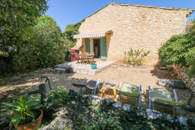 French property for sale in Saint-Maximin, Gard - €675,000 - photo 7