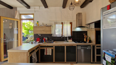 French property for sale in Aigues-Vives, Hérault - €330,000 - photo 3