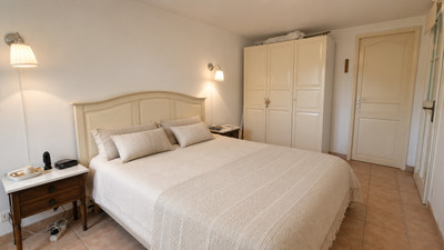 French property for sale in La Livinière, Hérault - €249,000 - photo 9