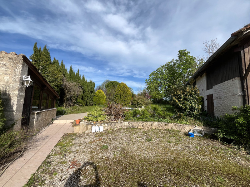 French property for sale in Prayssas, Lot-et-Garonne - €339,200 - photo 4