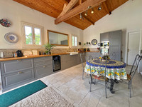 Maison à vendre à Saint-Romain, Charente - 336.000 € - photo 4