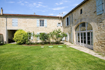 French property for sale in Charmé, Charente - €382,660 - photo 2