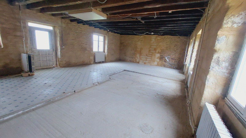 French property for sale in Montaudin, Mayenne - €109,000 - photo 2