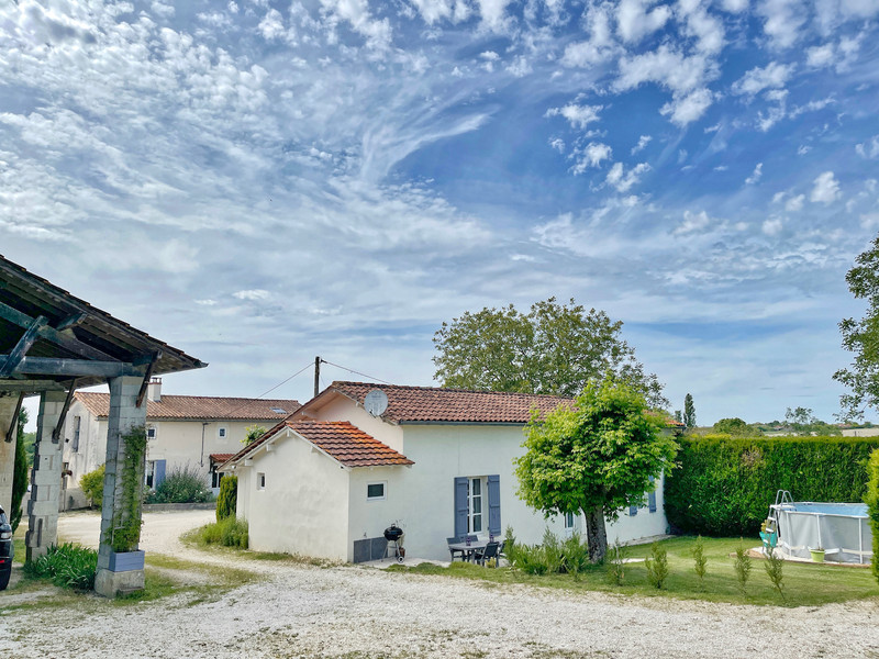 Maison à vendre à Saint Privat en Périgord, Dordogne - 299 000 € - photo 1