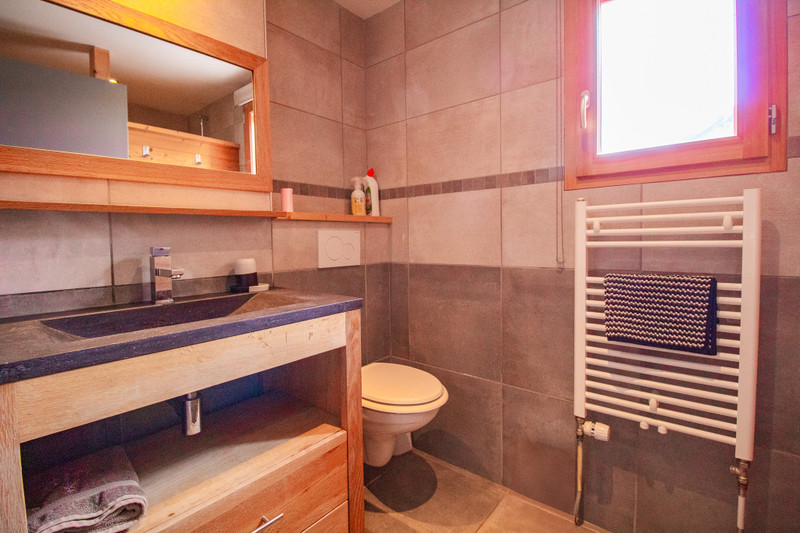 Ski property for sale in Pralognan - €1,050,000 - photo 7