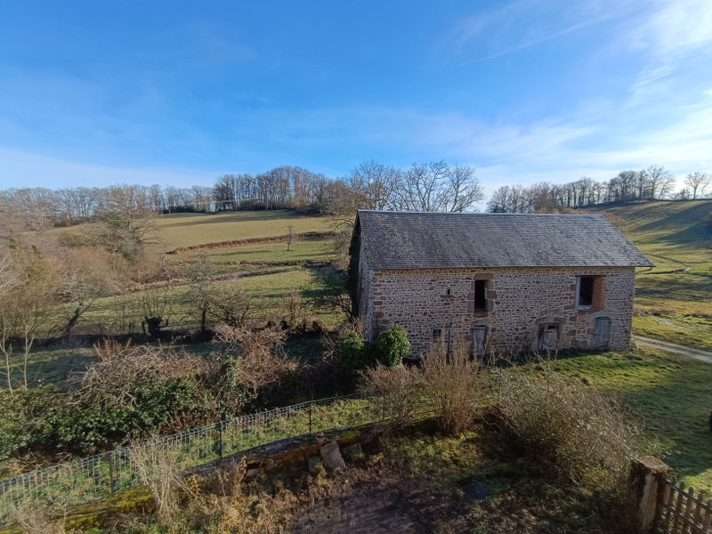 French property for sale in Auzances, Creuse - €129,900 - photo 5
