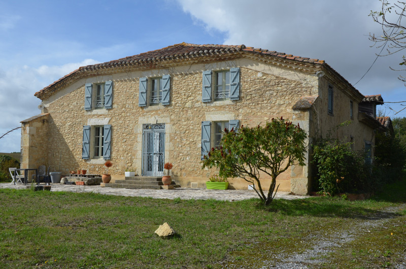 French property for sale in Castelnau-Barbarens, Gers - €550,000 - photo 2