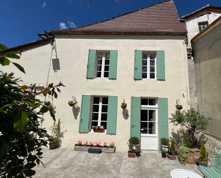 French property for sale in Lauzun, Lot-et-Garonne - €291,500 - photo 4