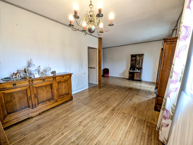 French property for sale in Soyaux, Charente - €193,000 - photo 3