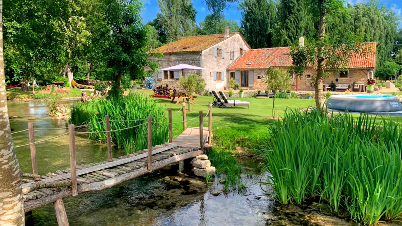 French property for sale in Chef-Boutonne, Deux-Sèvres - €365,700 - photo 8