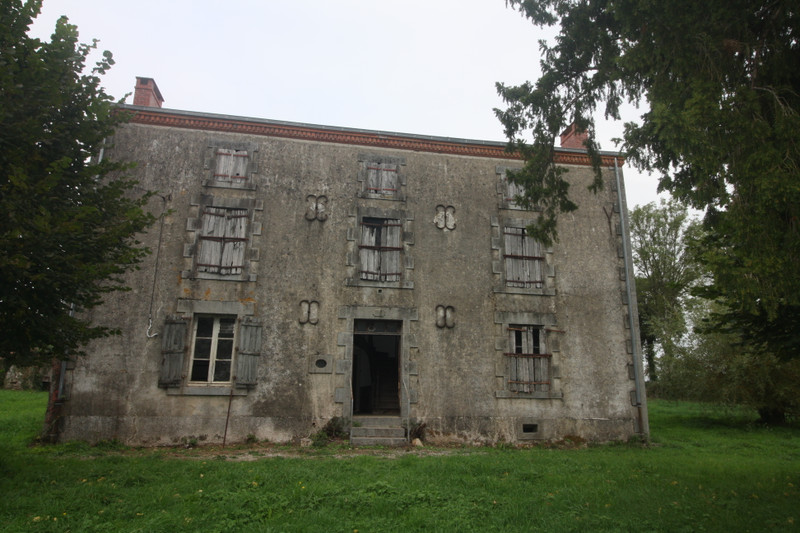 French property for sale in La Croix-sur-Gartempe, Haute-Vienne - &#8364;130,800 - photo 2