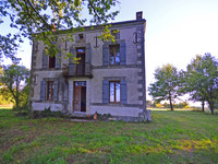 houses and homes for sale inNégrondesDordogne Aquitaine