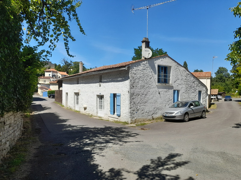 Maison à vendre à Auchay-sur-Vendée, Vendée - 130 800 € - photo 1