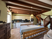 Maison à vendre à Saint-Martin-Lars-en-Sainte-Hermine, Vendée - 367.000 € - photo 8