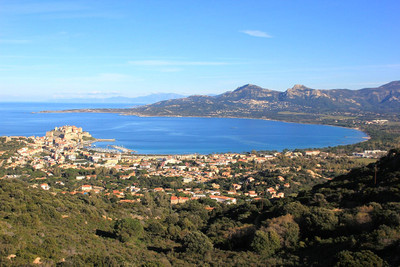 Terrain à vendre à Calenzana, Corse, Corse, avec Leggett Immobilier