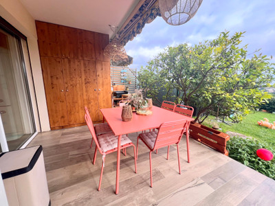 French property for sale in Le Cannet, Alpes-Maritimes - €464,000 - photo 14