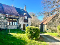 Propriété à vendre à Roches, Creuse - 119 900 € - photo n°1