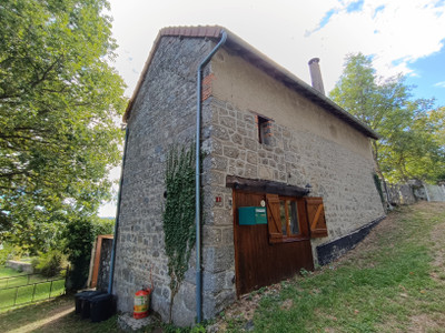 French property for sale in Aubusson, Creuse - €74,525 - photo 3