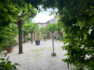 French property for sale in Saint-Porchaire, Charente-Maritime - €742,000 - photo 3