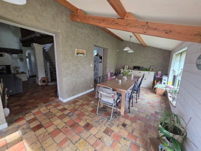 French property for sale in Dignac, Charente - €220,000 - photo 3