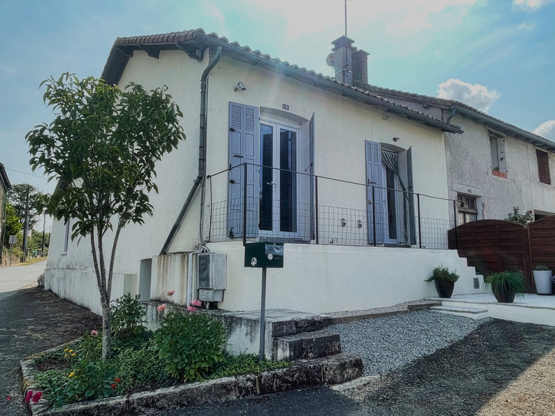 French property for sale in Oradour-Fanais, Charente - €77,000 - photo 14