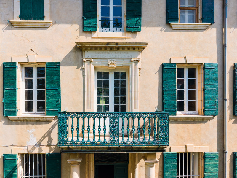 French property for sale in Rustrel, Vaucluse - €2,635,000 - photo 4
