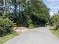 Terrain à vendre à Les Salles-Lavauguyon, Haute-Vienne - 21.500 € - photo 4